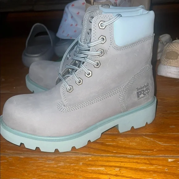 Timberland Lace-Up Boots - Picture 3 of 7